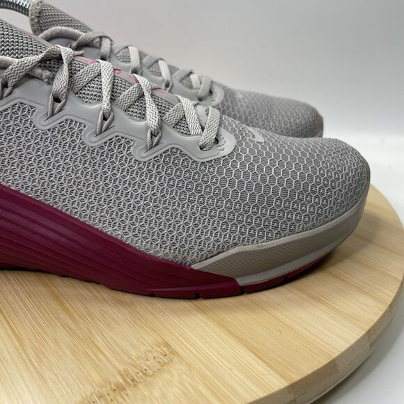 Nike Metcon 5 Women's Size 10 Cross Training Shoes Grey Berry Pink AO2982-061 - Picture 3 of 16